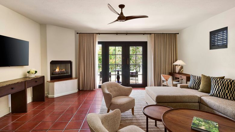 <b>The Ritz-Carlton Bacara, Santa Barbara Room</b>. Images powered by <a href="https://www.leonardoworldwide.com/" title="Leonardo Worldwide" target="_blank">Leonardo</a>.