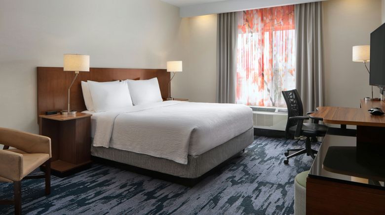 <b>Fairfield Inn & Suites by Marriott Room</b>. Images powered by <a href="https://www.leonardoworldwide.com/" title="Leonardo Worldwide" target="_blank">Leonardo</a>.