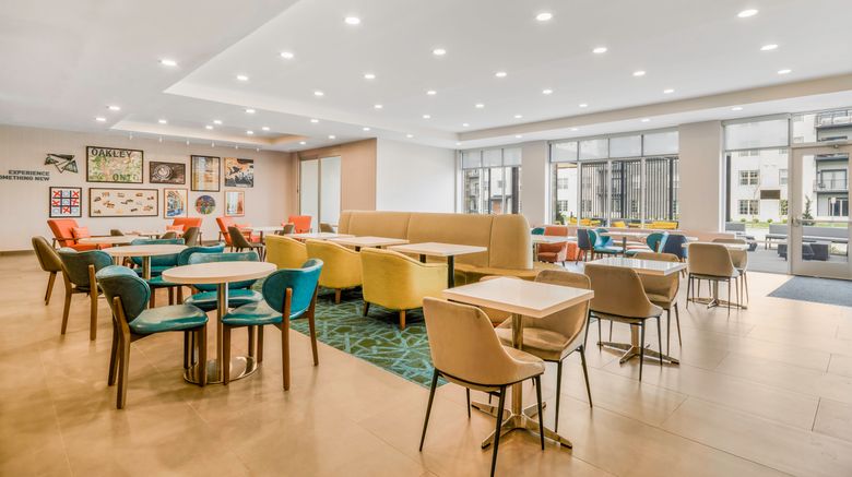 <b>Home2 Suites Cincinnati Midtown Lobby</b>. Images powered by <a href="https://www.leonardoworldwide.com/" title="Leonardo Worldwide" target="_blank">Leonardo</a>.