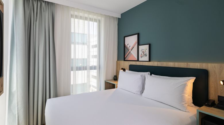<b>Spark Madrid Alcala Room</b>. Images powered by <a href="https://www.leonardoworldwide.com/" title="Leonardo Worldwide" target="_blank">Leonardo</a>.