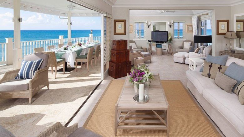 <b>Blue Waters Hotel & Beach Resort Room</b>. Images powered by <a href="https://www.leonardoworldwide.com/" title="Leonardo Worldwide" target="_blank">Leonardo</a>.