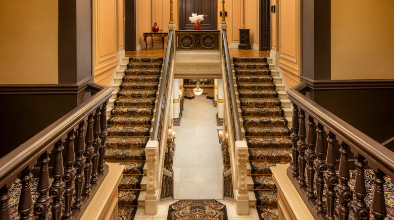 <b>Hotel Des Indes Lobby</b>. Images powered by <a href="https://www.leonardoworldwide.com/" title="Leonardo Worldwide" target="_blank">Leonardo</a>.