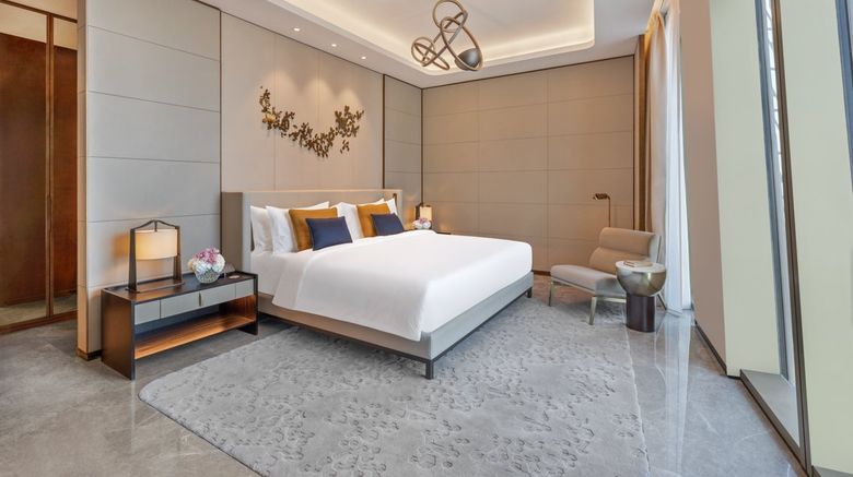 <b>Mandarin Oriental Downtown Dubai Room</b>. Images powered by <a href="https://www.leonardoworldwide.com/" title="Leonardo Worldwide" target="_blank">Leonardo</a>.