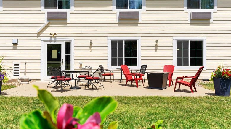 <b>Cobblestone Hotel & Suites Knoxville Exterior</b>. Images powered by <a href="https://www.leonardoworldwide.com/" title="Leonardo Worldwide" target="_blank">Leonardo</a>.