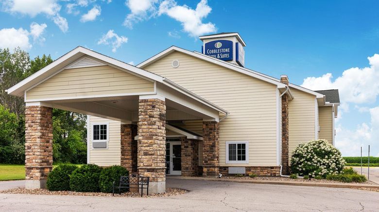 <b>Cobblestone Hotel & Suites Knoxville Exterior</b>. Images powered by <a href="https://www.leonardoworldwide.com/" title="Leonardo Worldwide" target="_blank">Leonardo</a>.