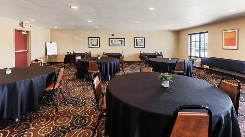 <b>Cobblestone Hotel & Suites Knoxville Meeting</b>. Images powered by <a href="https://www.leonardoworldwide.com/" title="Leonardo Worldwide" target="_blank">Leonardo</a>.