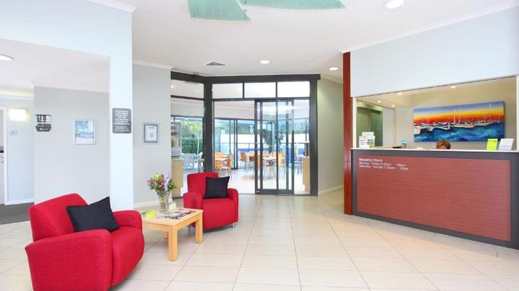 Manly Marina Cove Motel Lobby