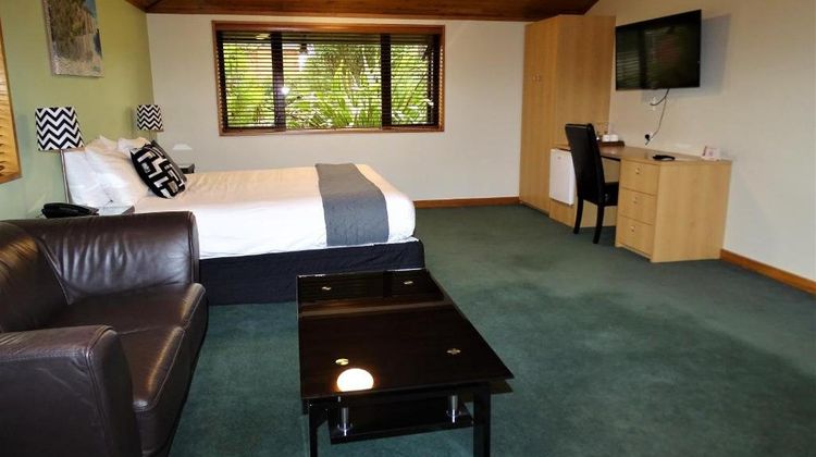 The Marlborough Riverside Hotel Room