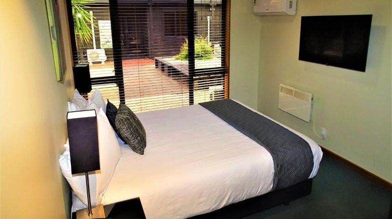 <b>The Marlborough Riverside Hotel Room</b>. Images powered by <a href="https://www.leonardoworldwide.com/" title="Leonardo Worldwide" target="_blank">Leonardo</a>.