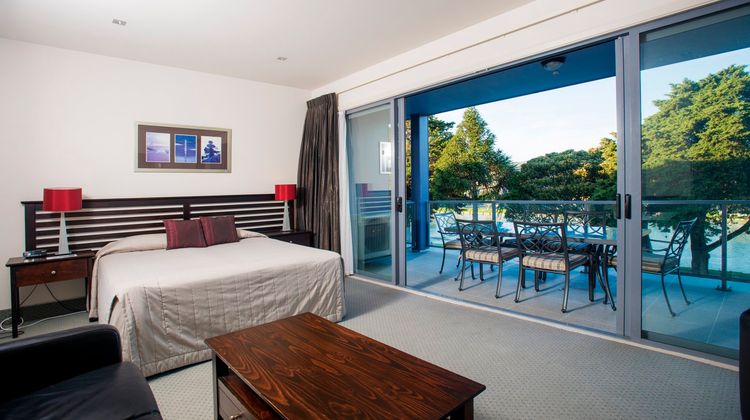 Emerald Hotel Room