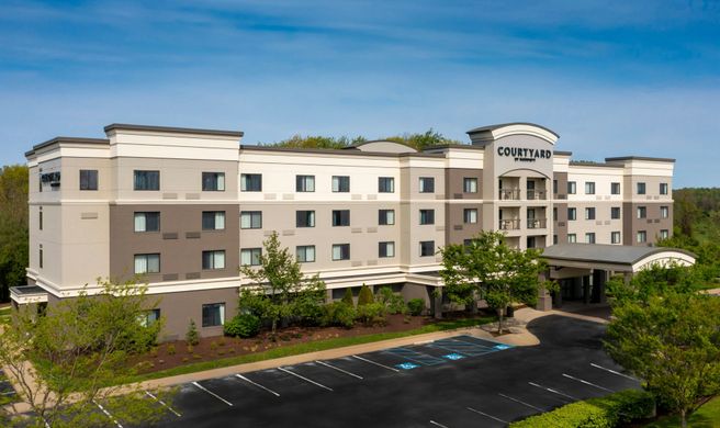 Courtyard Pittsburgh Greensburg Exterior