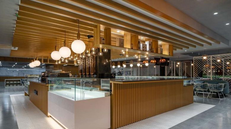 <b>Hotel Deccan Serai Grande Restaurant</b>. Images powered by <a href="https://www.leonardoworldwide.com/" title="Leonardo Worldwide" target="_blank">Leonardo</a>.
