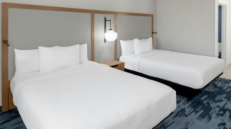 <b>Fairfield Inn & Suites Room</b>. Images powered by <a href="https://www.leonardoworldwide.com/" title="Leonardo Worldwide" target="_blank">Leonardo</a>.