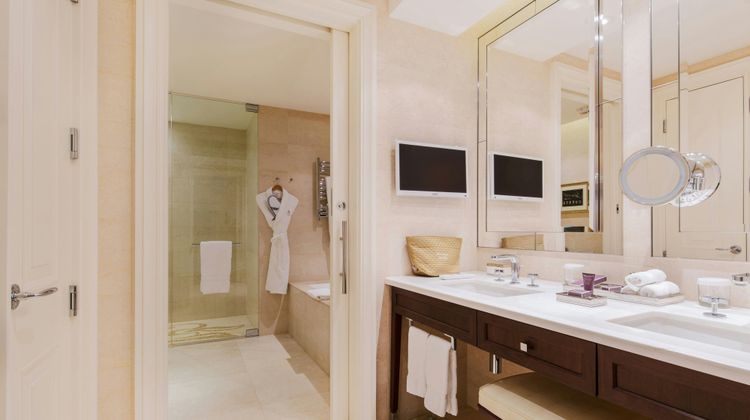 The Ritz-Carlton Montreal Room