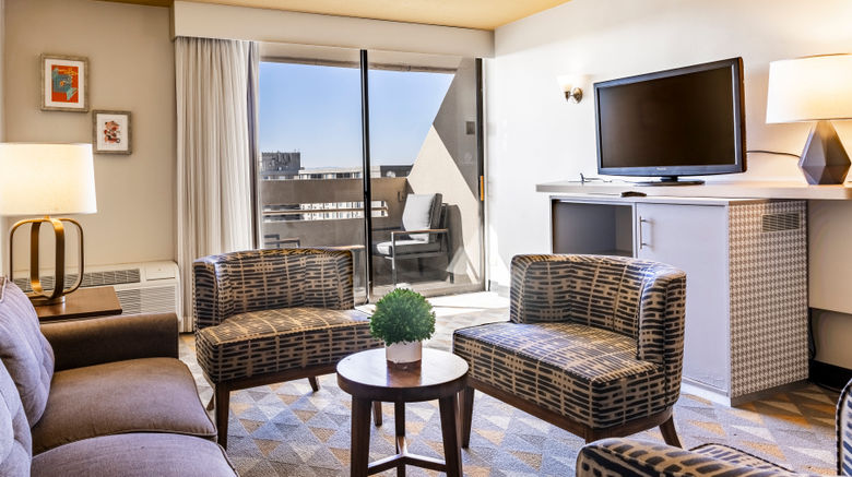 <b>Holiday Inn Denver East - Stapleton Suite</b>. Images powered by <a href="https://www.leonardoworldwide.com/" title="Leonardo Worldwide" target="_blank">Leonardo</a>.