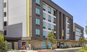 Home2 Suites Riverside Downtown