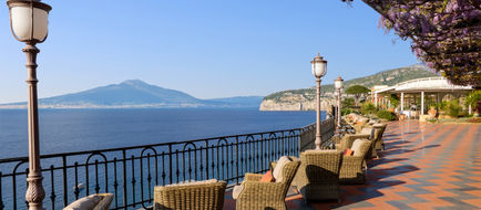 Grand Hotel Royal Exterior