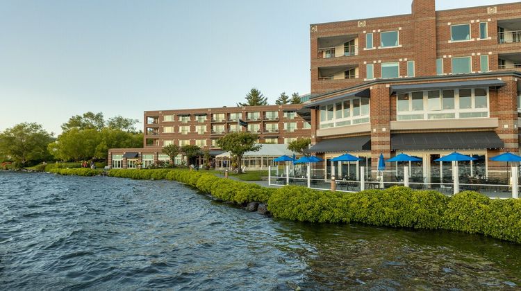 Woodmark Hotel & Still Spa Exterior