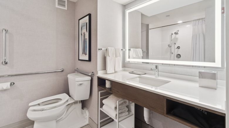 <b>Crowne Plaza Lansing West Room</b>. Images powered by <a href="https://www.leonardoworldwide.com/" title="Leonardo Worldwide" target="_blank">Leonardo</a>.
