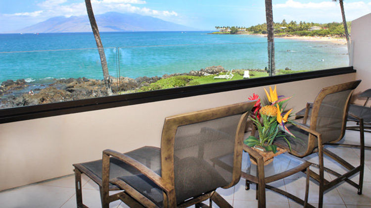 Makena Surf - Destination Resorts Hawaii Room