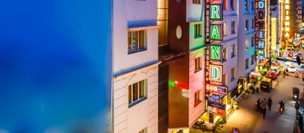 Hotel Grand Godwin Exterior