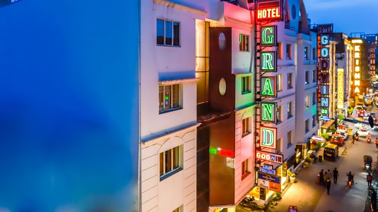 Hotel Grand Godwin Exterior