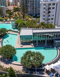 Q1 Resort & Spa