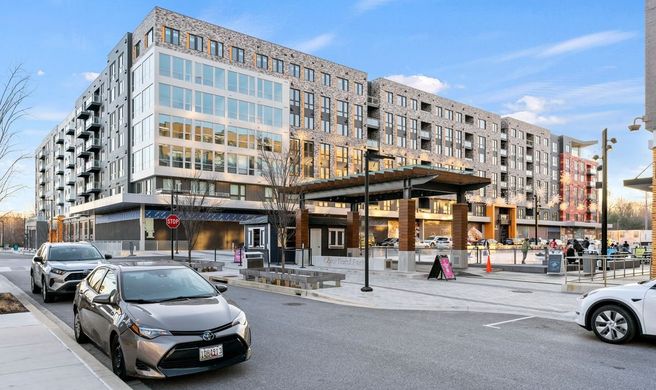 WhyHotel by Placemakr Exterior