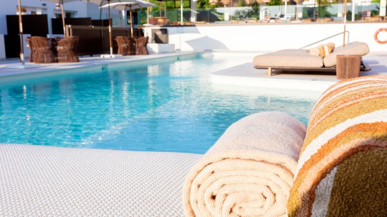 <b>Hotel Indigo Gandia Beach Pool</b>. Images powered by <a href="https://www.leonardoworldwide.com/" title="Leonardo Worldwide" target="_blank">Leonardo</a>.