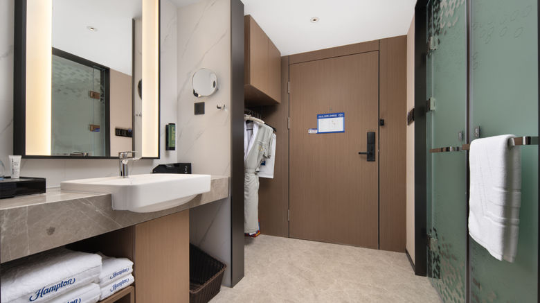 <b>Hampton Zhoukou Chuanhui Room</b>. Images powered by <a href="https://www.leonardoworldwide.com/" title="Leonardo Worldwide" target="_blank">Leonardo</a>.