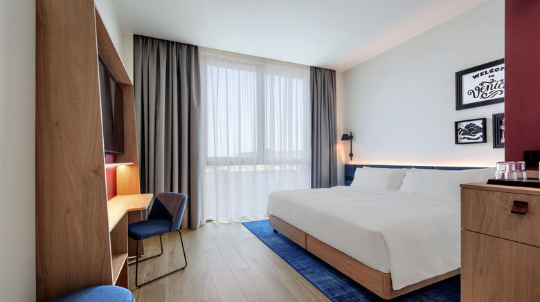 <b>Hampton by Hilton Venice Room</b>. Images powered by <a href="https://www.leonardoworldwide.com/" title="Leonardo Worldwide" target="_blank">Leonardo</a>.