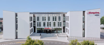 Hampton by Hilton Venice Exterior