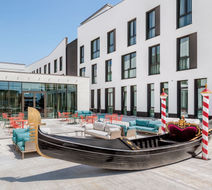 Hampton by Hilton Venice Exterior