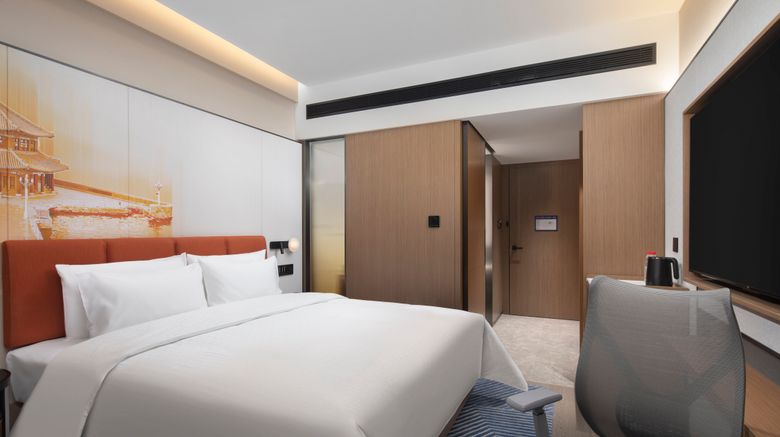 <b>Hampton by Hilton Qingdao CBD Room</b>. Images powered by <a href="https://www.leonardoworldwide.com/" title="Leonardo Worldwide" target="_blank">Leonardo</a>.