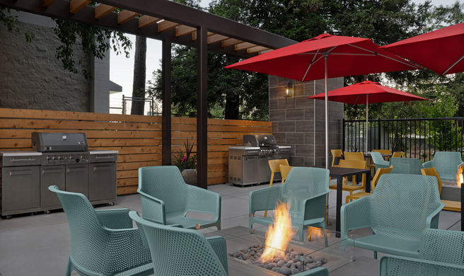 Home2 Suites Rohnert Park Exterior