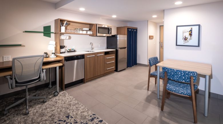 <b>Home2 Suites by Hilton Kalispell Room</b>. Images powered by <a href="https://www.leonardoworldwide.com/" title="Leonardo Worldwide" target="_blank">Leonardo</a>.