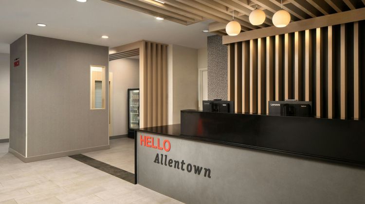 TownePlace Suites by Marriott Allentown Lobby