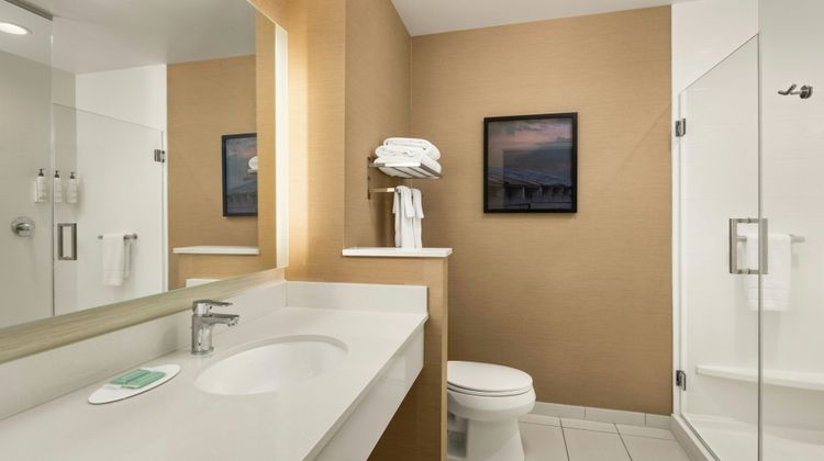 Fairfield Inn/Suites La Crosse Downtown Room