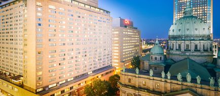 Fairmont The Queen Elizabeth Exterior