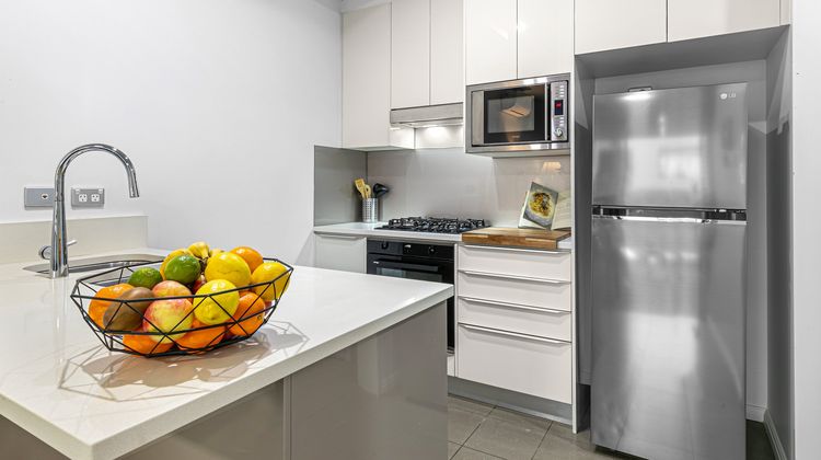 Astra Apartments North Sydney Room