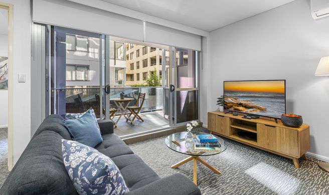 Astra Apartments North Sydney Room