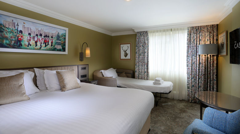 <b>Castle Hotel Windsor Room</b>. Images powered by <a href="https://www.leonardoworldwide.com/" title="Leonardo Worldwide" target="_blank">Leonardo</a>.