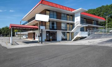 OYO Hotel Cleveland, TN