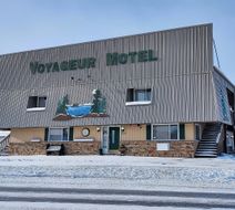Voyageurs Motel Exterior