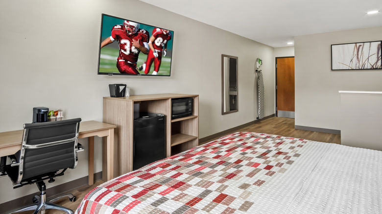 <b>Red Roof Suites-Euless DFW Airport SW Room</b>. Images powered by <a href="https://www.leonardoworldwide.com/" title="Leonardo Worldwide" target="_blank">Leonardo</a>.