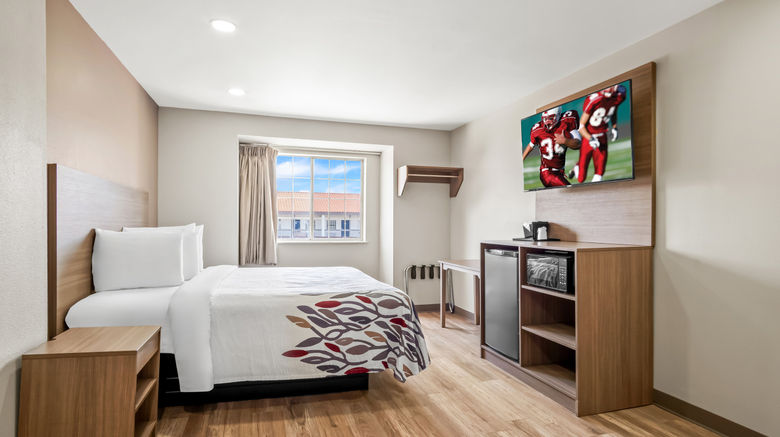 <b>Red Roof Suites-Euless DFW Airport SW Suite</b>. Images powered by <a href="https://www.leonardoworldwide.com/" title="Leonardo Worldwide" target="_blank">Leonardo</a>.