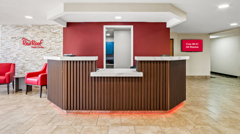 <b>Red Roof Suites-Euless DFW Airport SW Lobby</b>. Images powered by <a href="https://www.leonardoworldwide.com/" title="Leonardo Worldwide" target="_blank">Leonardo</a>.