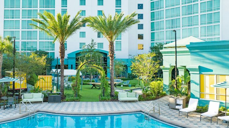 Hotel Landy Universal Blvd, Tribute Port Pool