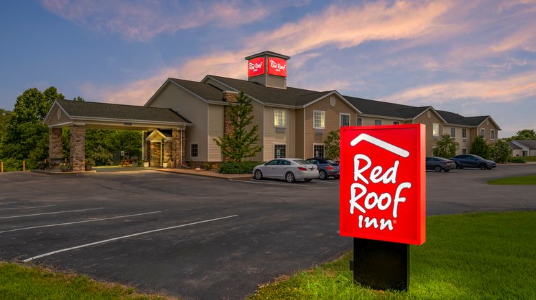 <b>Red Roof Inn Charlestown Exterior</b>. Images powered by <a href="https://www.leonardoworldwide.com/" title="Leonardo Worldwide" target="_blank">Leonardo</a>.