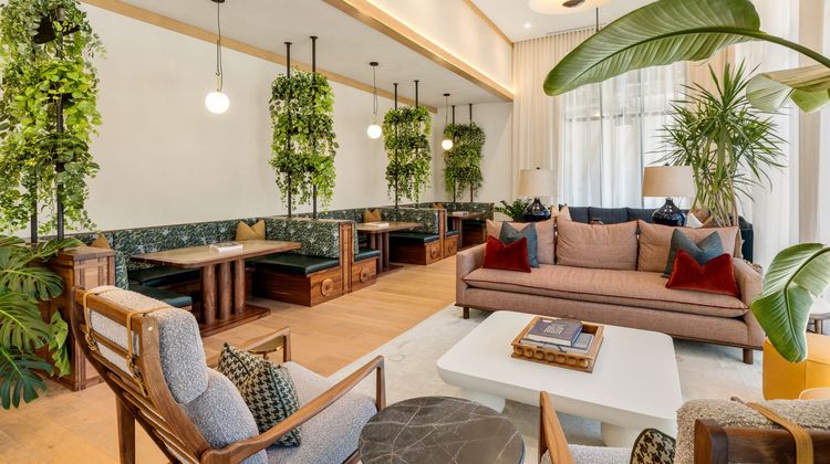 Emmi Midtown Lobby
